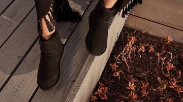 UGG