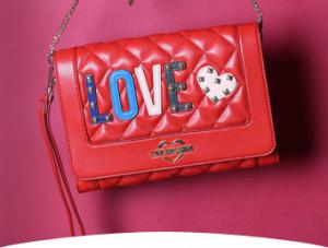 Love Moschino
