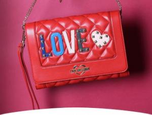 Love Moschino