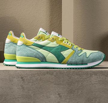 DIADORA